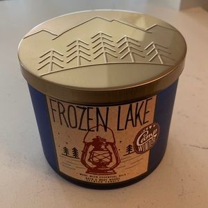 Bath & Body Works Frozen Lake Candle